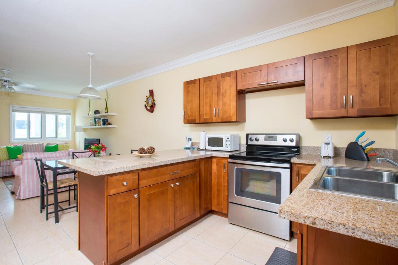Sir Charles Guest House Palmetto Point Εξωτερικό φωτογραφία