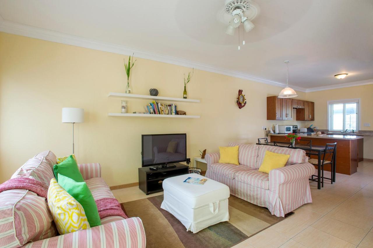 Sir Charles Guest House Palmetto Point Εξωτερικό φωτογραφία