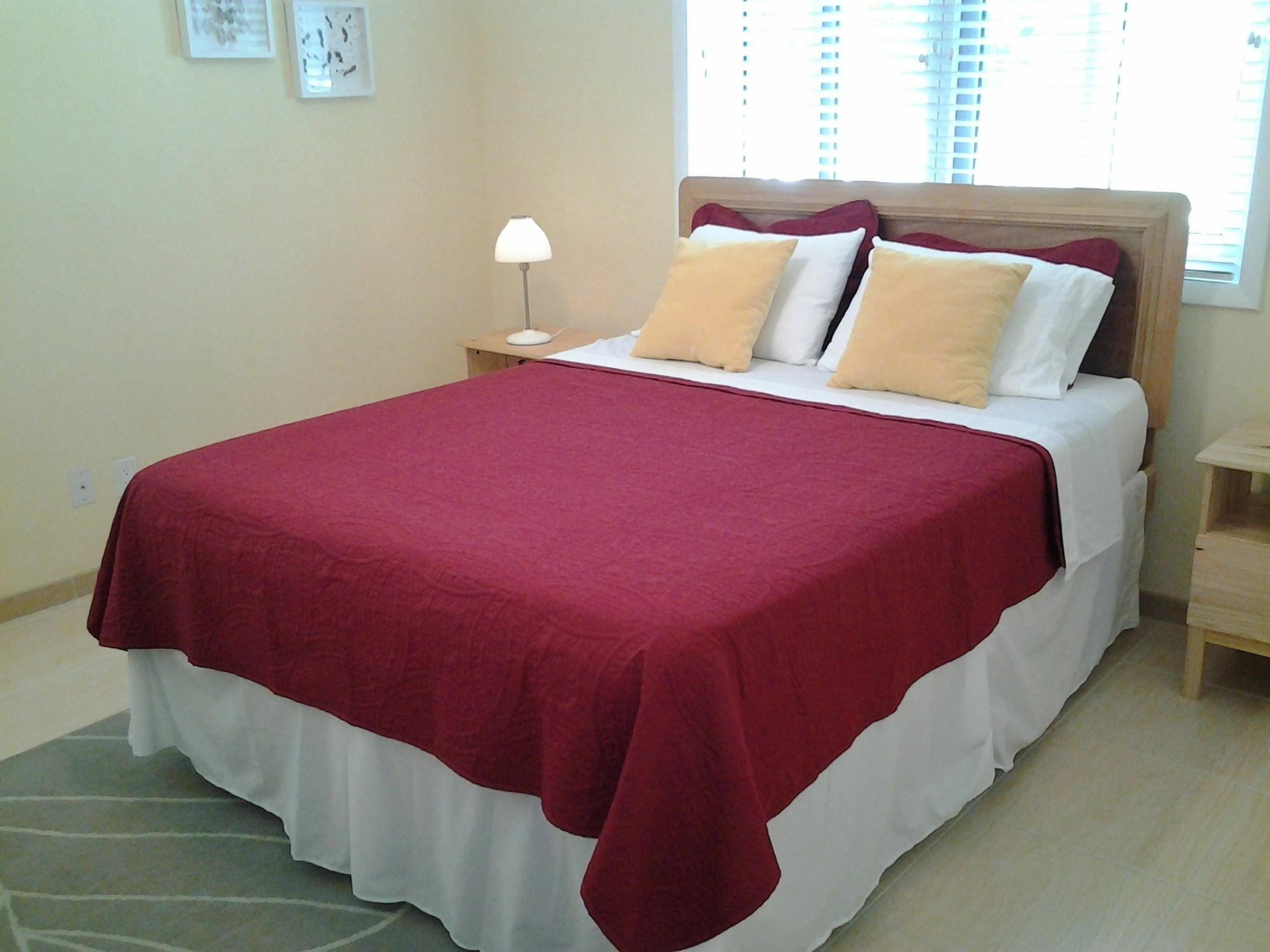 Sir Charles Guest House Palmetto Point Εξωτερικό φωτογραφία