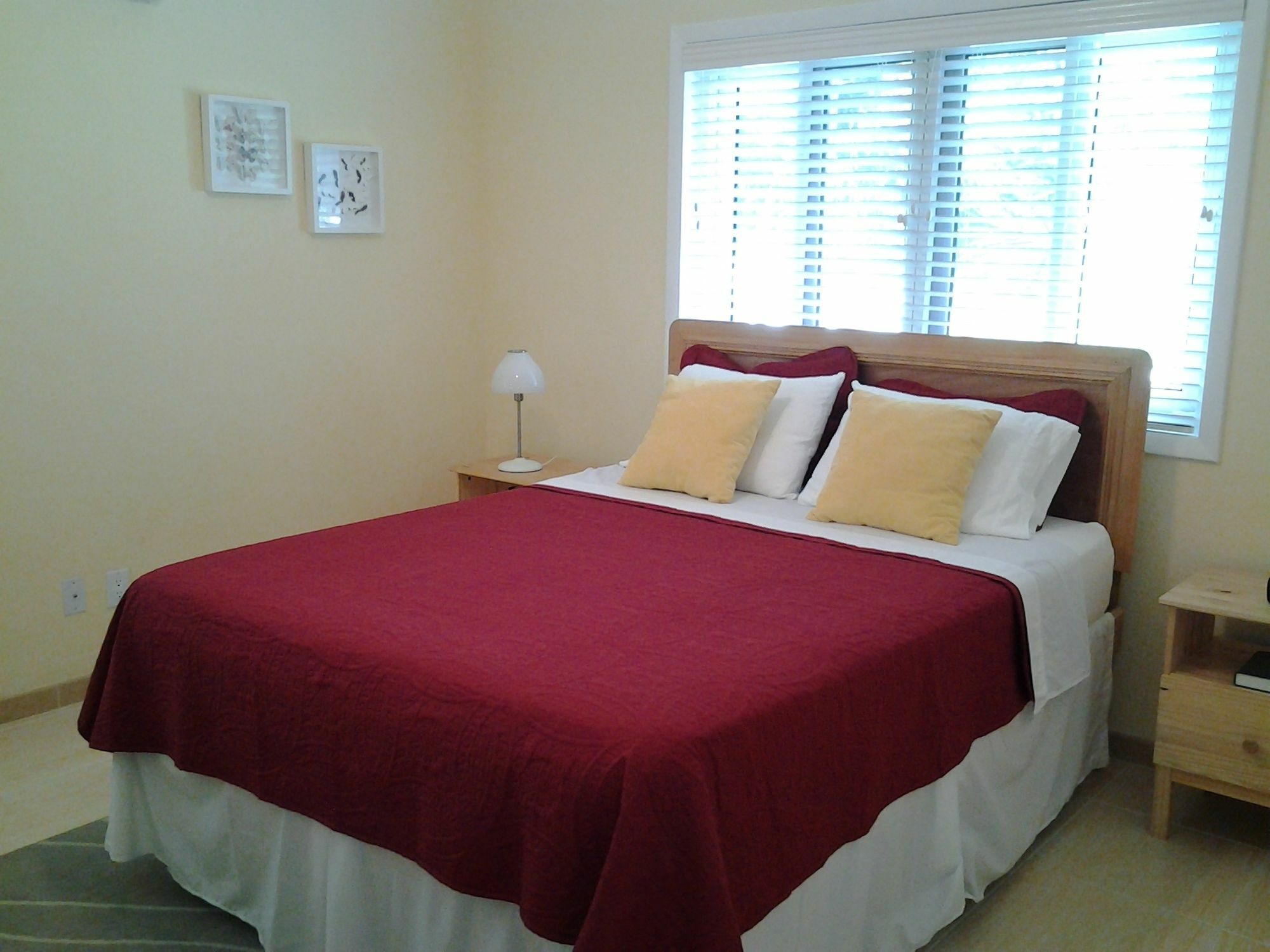 Sir Charles Guest House Palmetto Point Εξωτερικό φωτογραφία