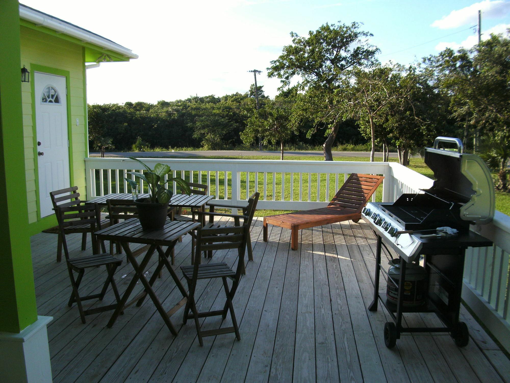 Sir Charles Guest House Palmetto Point Εξωτερικό φωτογραφία